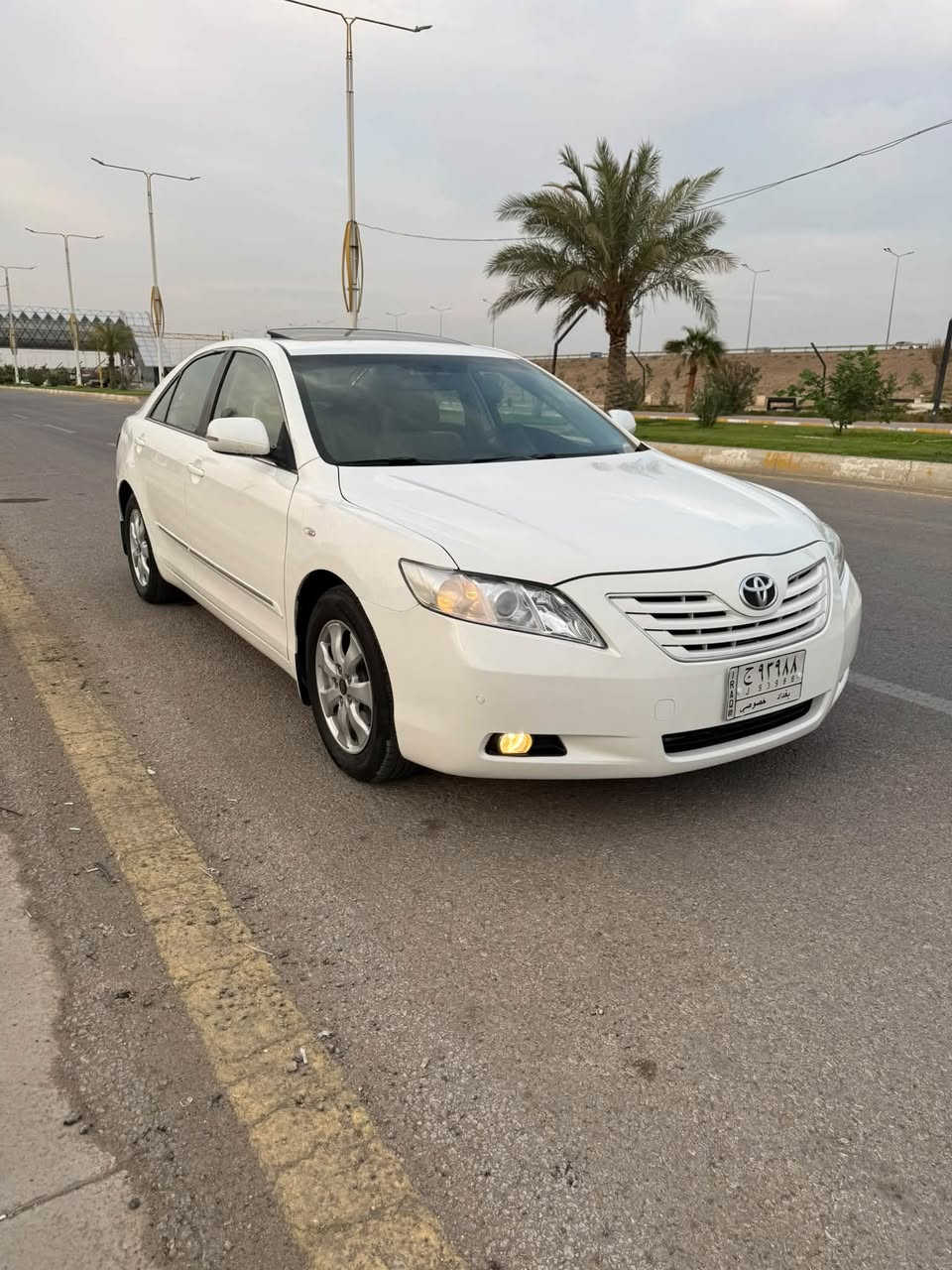 كامري ٢٠٠٩ • بدون صبغ • رقم بغداد