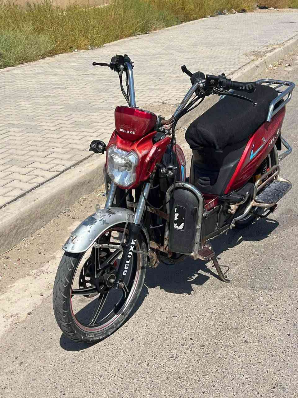 سلام عليكم للبيع دراجه شحن هارلي 5 بطاريات نضيفات وبعدهن جدد جاهزه ونضيفه رايده ب270 وبيه مجال مكاني بغداد ***********
