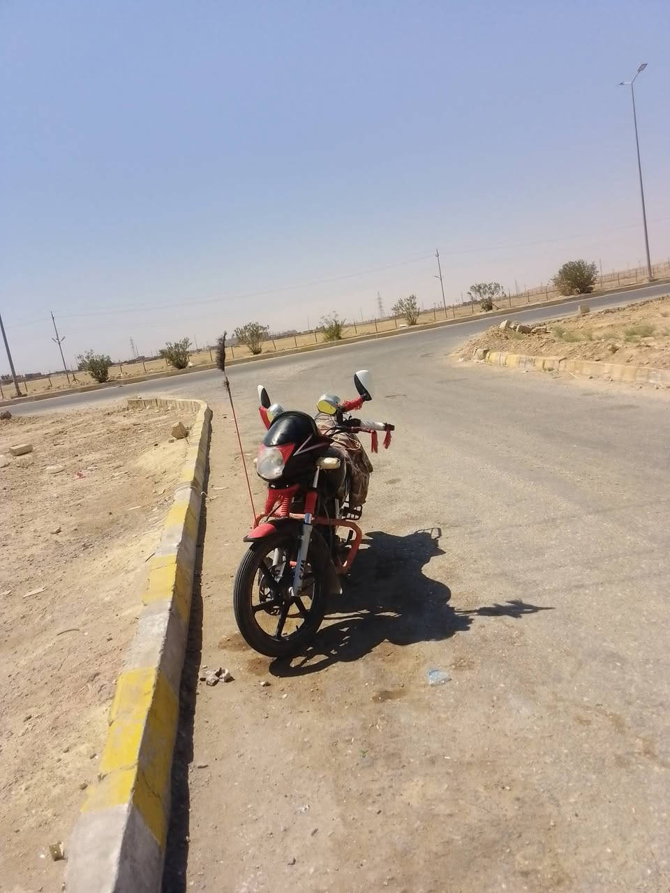 سلام عليكم سايم للبيع موديل 2024سعره مليون 150وبيه مجال المكان حديثه تصال علا رقم***********
