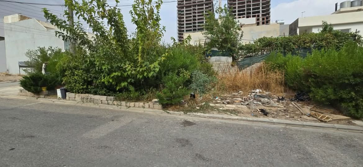 هەوليرى نوی • ١٢٥م • مقابل حديقة