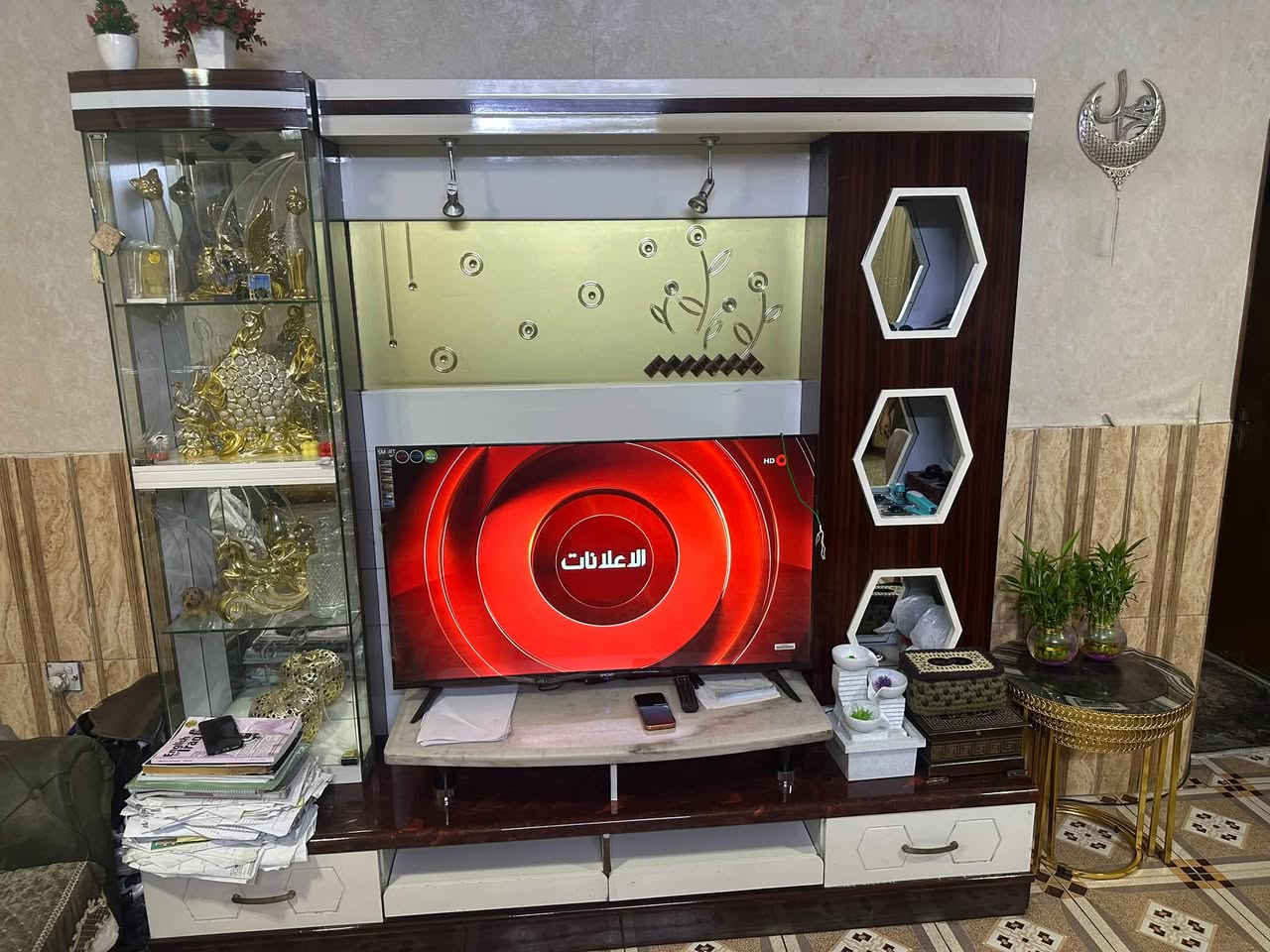 اللسلام عليكم معرض للبيع السعر 250 الف وبي مجال للشراء اتصل عالرقم ***********
@@
