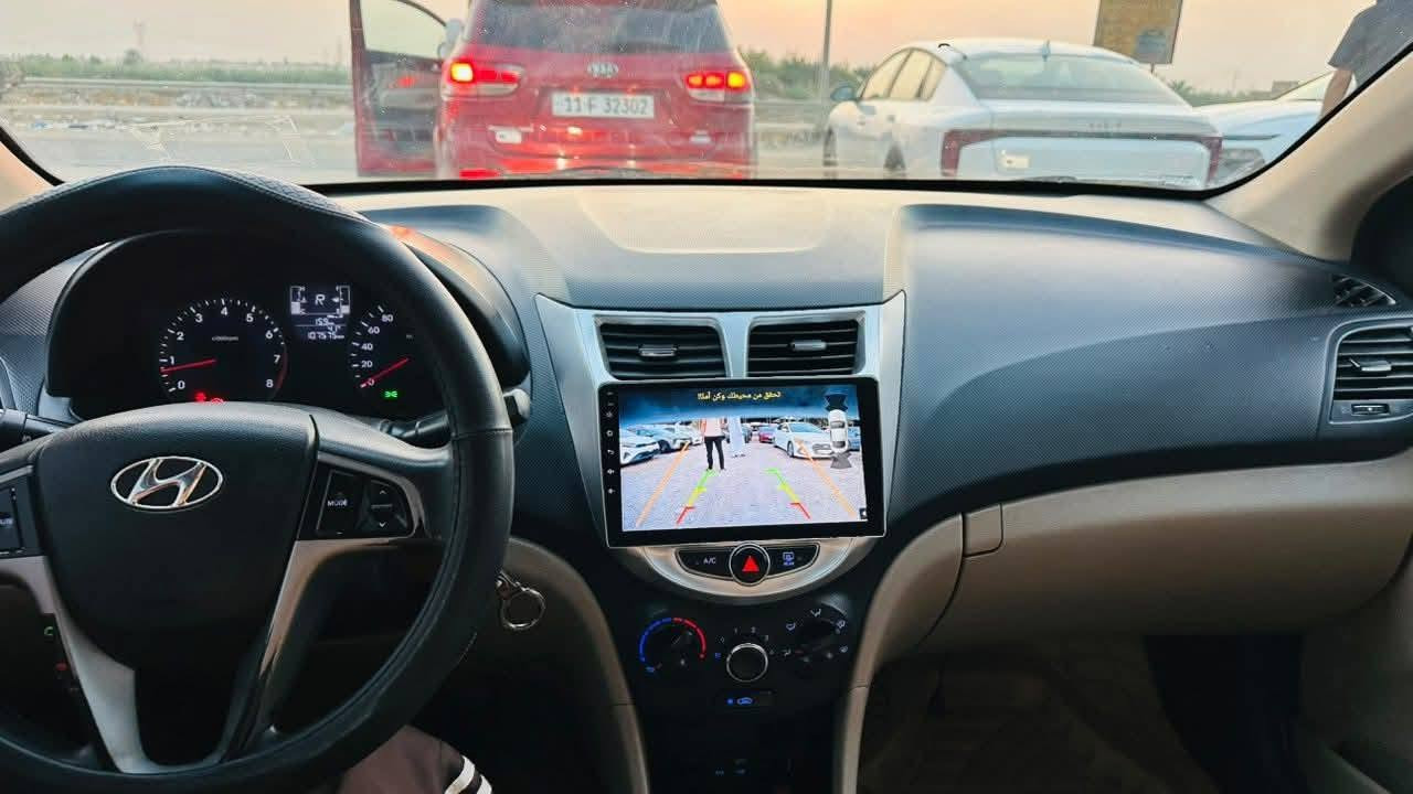 اكسنت ٢٠١٥ خليجي
فقط بيها رشات صبغ 
مواصفات بلو 
فتحة 
ويل كب 
فول تحكم ستيرن
محرك ١٦٠٠ دوش 
كير محرك تبريد كله شرط 
باسمي مداور ثاني يوم 
السعر ٨٥ وبيها مجال
مكان السيارة السماوة الخضر 
الاستفسار ***********

نص مكتوب في الصور:
- HONOR X7d