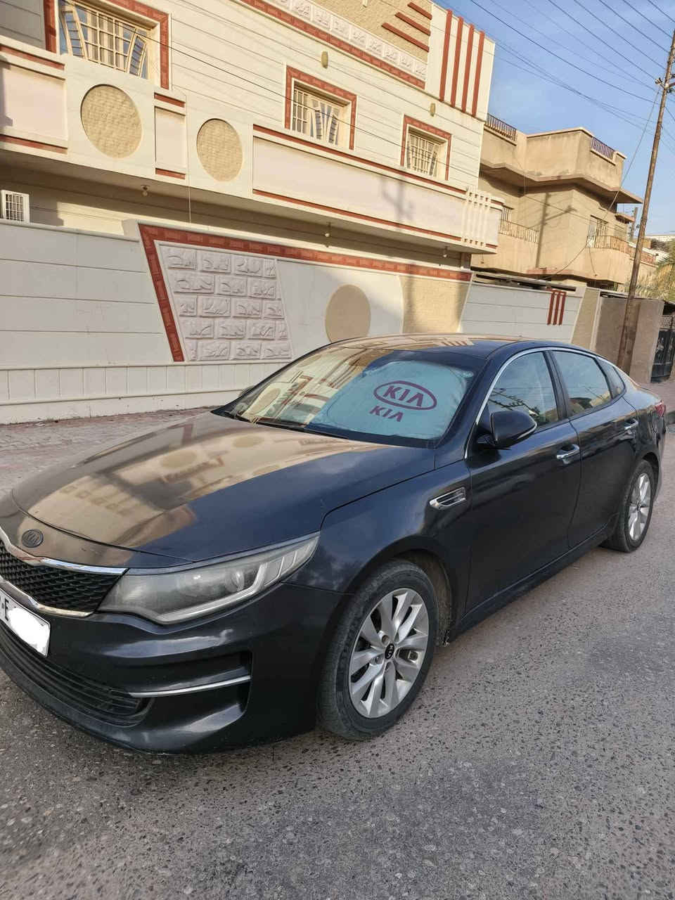 سلام عليكم 

كيا اوبتيما مديل ٢٠١٧ وارد امريكي 
محرك 2400
حادثها بأمريكا امامي جاملغ وبنيد  
سطحي من دون دواخل 
مكينه وكير بحاله جيدة
تبريد ممتاز
الحداده نص عمر
تحكم ستيرن 
اشاره بالمريء
نص فول
السنويه ل2030 رقم اربيل دولي
سياره استعمل شخصي
*********** واتساب
 
السعر 115 وبيها مجال بسيط Singapore
