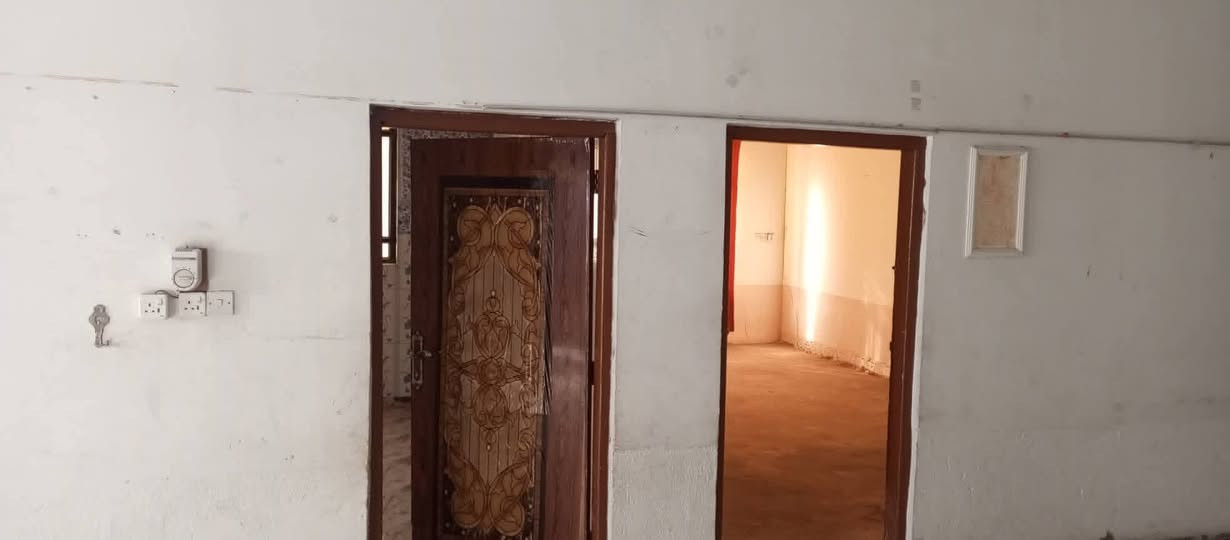 بيت للبيع • طابو زراعي • ٣٠٠م
