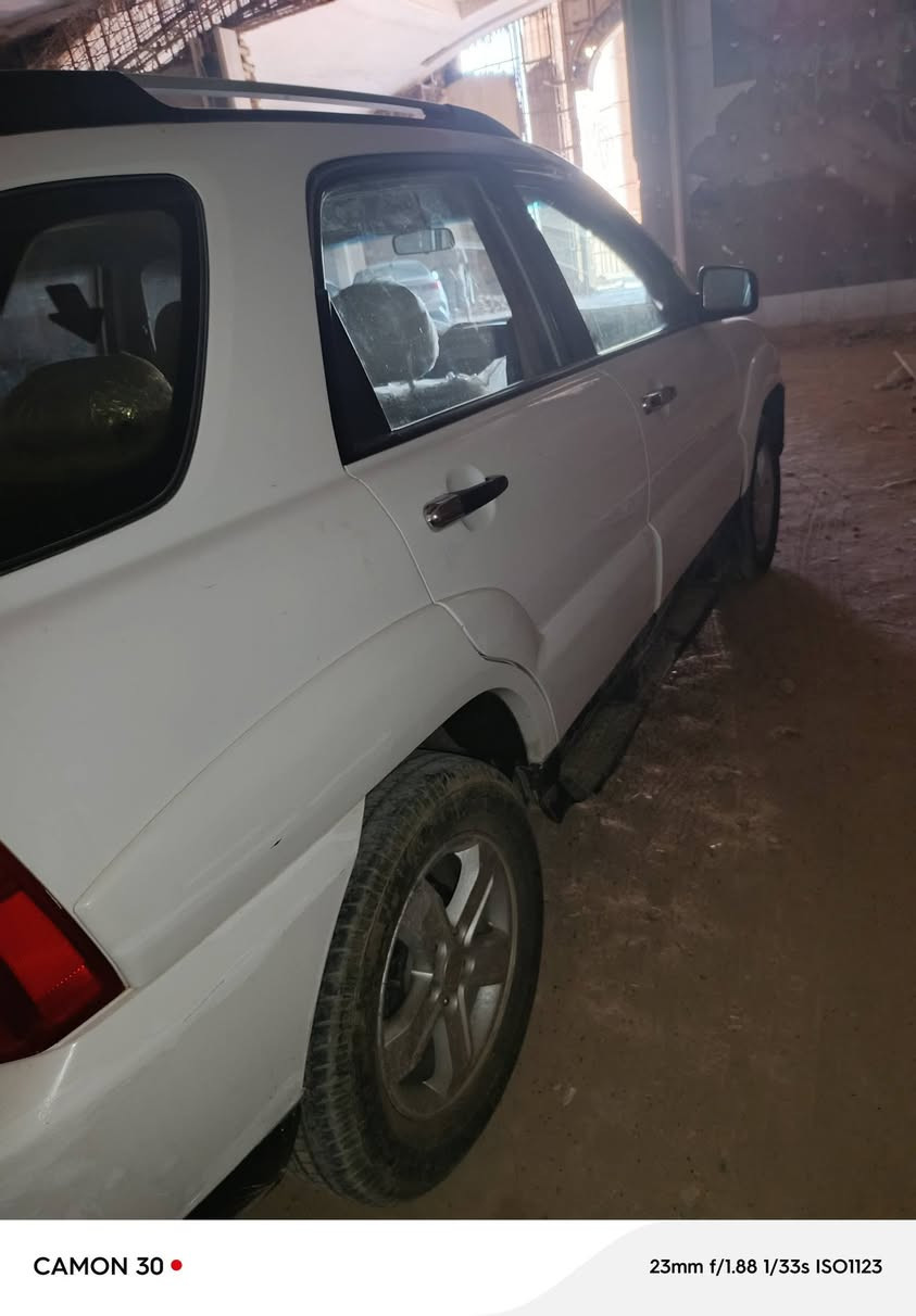 سبورتج ٢٠٠٩سليمانيه بأسمي بيهه صبغ بنيد وجاملغ ونص الجاملغ الثاني الأمامي سعر 83 وبيهه مجال بسيط
***********مكانهه بغداد
