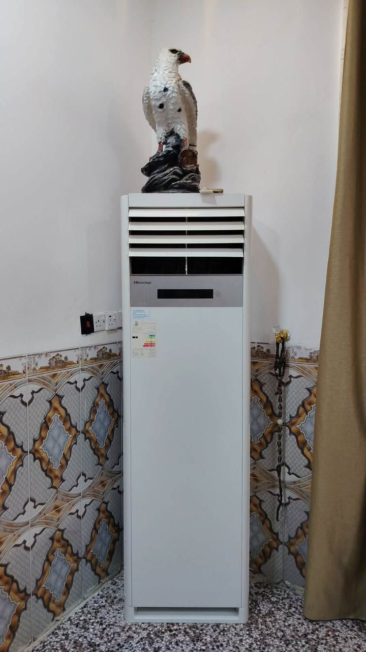 سبلت كنتوري 3 طن 
بي عطل بسيط
يحتاجله كارت 

سعره 500 وبي  مجال بسيط 
راعيه محتاج عمليه
مكانه حي الخظراء 

*********** رقم راعيه 
@إشارة
