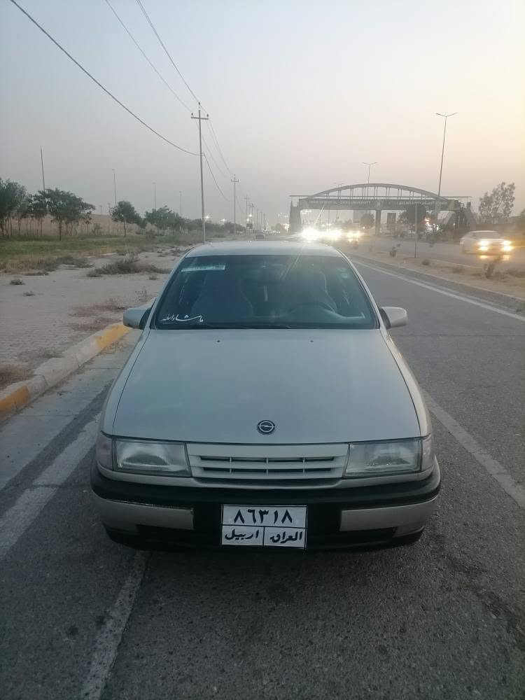 مۆدیل 90 مەکینە 16 ی قایش پان پاوەر بێ لێدان و برانەوە بەناوخۆمانە 200.000 غرامەی لەسەرە توندوتۆڵە چرکە و 200$ دۆلار گیر و مەکینە بەشەرت سعرى 33 $ ومجاليكى كم

***********
*********** ديبيس, كركوك
