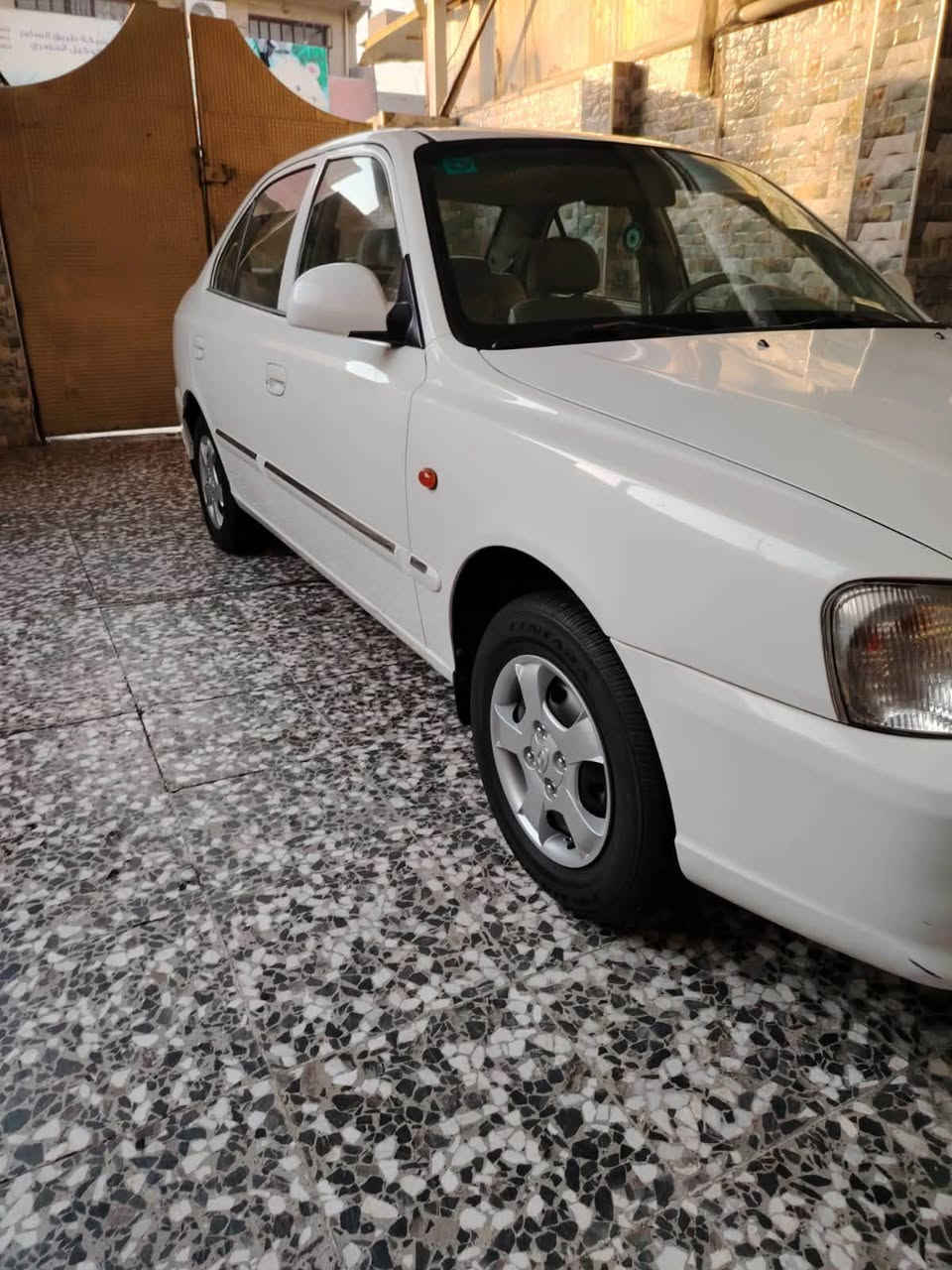 السلام عليكم فيرنه موديل ٢٠١٥كفاله عامه ماشيه ١٥٢ وبيهه منضومت غاز محرك كير صدر تبريد تخم تاير كله جديد سياره بسمنه تحويل ثاني يوم سعر ٧٣رقم الهاتف ***********غير متواجد عل فيس
