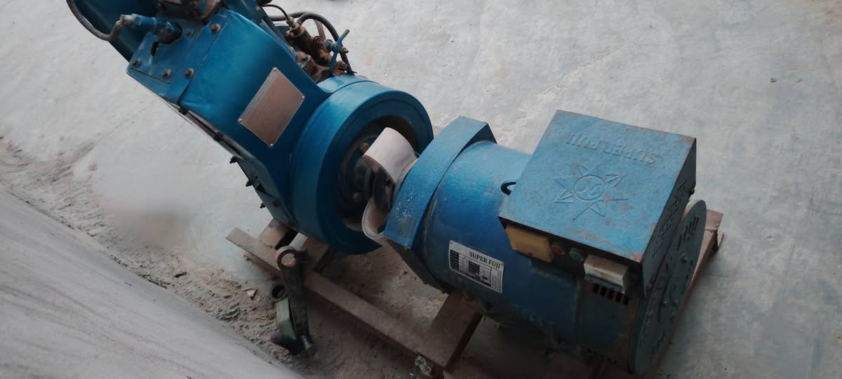السلام عليكم
للبيع مولد كلستر هندي محرك ديزل مع رأس توليد SUPER FUJ
شغال ونظيف، يتحمل بيت كامل أو ورشة
> المكان: الانبار عامريه الفلوجه 
السعر 900وبي مجال 
> للاستفسار: ***********
