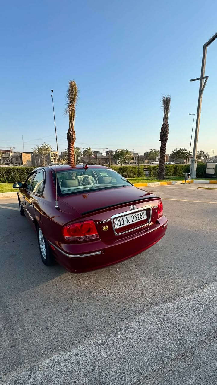 متاح سوناتا موديل 2003
مكينه V6/2700 
كير ومكينه مكفولات 
رقم بغداد الجديد ب اسمي وشرط التحويل وهزه جديده 

صدر امامي خلفي جديد 
ويل كب البلادي حجم 16 
ريمونت كونترول 
تاب اندرويد الحجم الكبير 
كامره دواره 
فتحه سقف 
داخل صاج 
 لايت زنون عالي ناصي
السياره جاهزه و ايدي بيها وممبقي بيها نقص 
تكم شواصي لغود قماره مكفولات 
مكفوله من الحادث القوي
السعر 69  مكاني بغداد الكرخ 
***********
