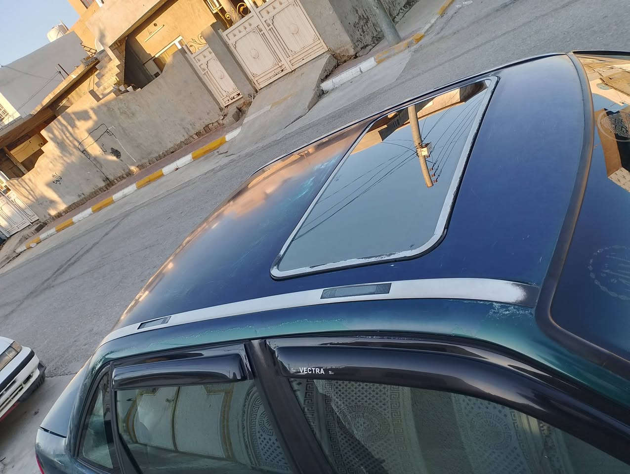 استرا • ١٩٩٤ • مكينة ١٦