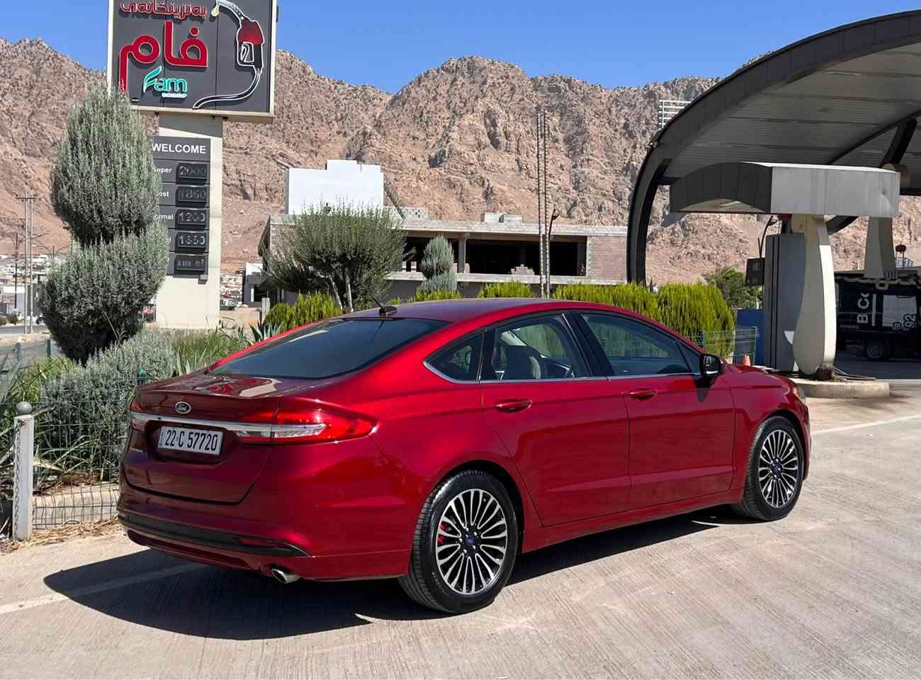 فۆرد فیوژن ٢٠١٧ کلین
مەکینە 25ی مەرغوب 
کلین تایتڵ..دەعامیەکانیشی بەشەرت بێ بۆیاخ و بێ لێدراو و بێ ئایرباگ تەقین هەمووی بەشەرت.. سۆنەر و تەقریری ئەمریکاشی مەوجودە
مواسەفات (بەسمە و گێر ماوس و برێک بەسمە و دژە خلیسک و زۆری تر…
ویلی تیتانیۆمی لەژێرە سایزی 18 تایە و ویلی لۆکە

گێر و مەکینە و تەبرید وئایرباگ هەمووی بەشەرت 
سەنەوی و ژینگە و ڕێگاوبان هەمووی تازەکراوەتەوە تا 2029

سعری 112 وەرەقە و مەجال،سعری خوار هەموو بازاڕە کلین بەو پارانە نیە ،تکایە مشتەری نیت پەیوەندی مەکە هەموو شتێکی نوسراوە 
 *********** ڤایبەر +واتساپ
*********** رانية, السليمانية
