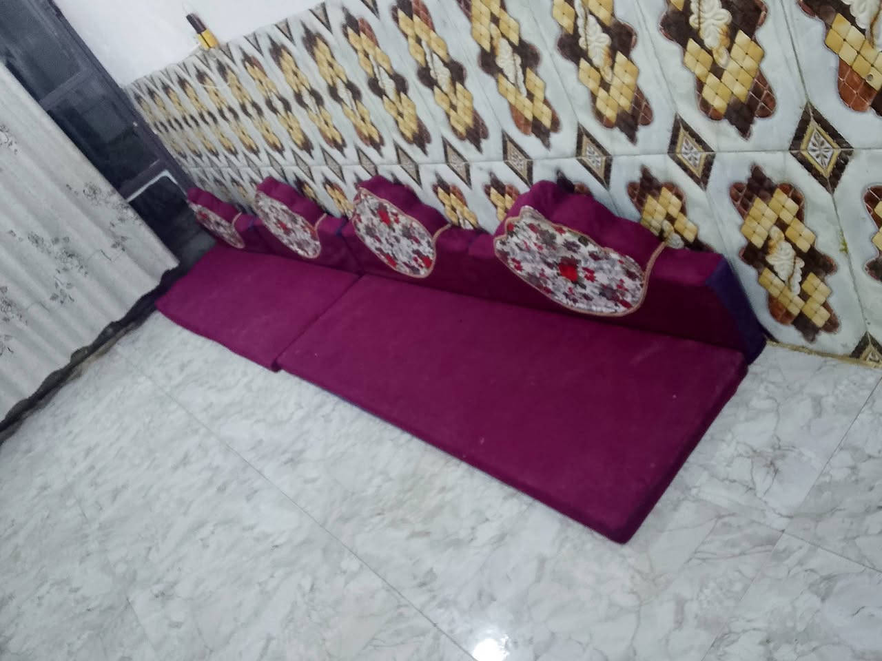 جلسه جديده سعر 175كربلاء حي الغدير ***********
