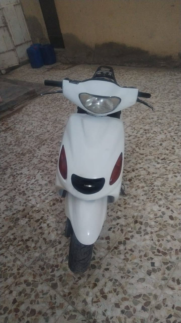 دراجه اكزز للبيع نضيفه كلش مبدل بيها بس بستم شغاله كلها مابيها كل نقص كهربائيات شغاله سلف هندر شغاله اليريده يجي خاص مكاني سوك الشيوخ وهاذه رقمي ***********
