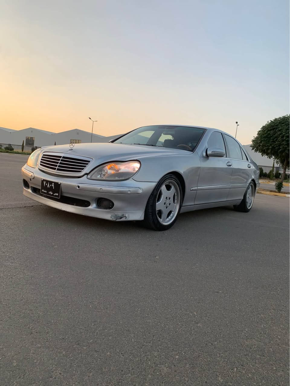 مارسيدس  
S550 
غە واس 
مۆدێل 2005
ساغ 
 دە عمی نییە. 
پێش و دوای  کە پسە
دوبە ی 
مو س وبڕاوە بە شەرت 
 
دە رگا لارج و ناو vip
کوشن جلدو کوشن هیتە ر و کارە بای 
گێڕ عادی و ئۆتۆماتیک 
٨بستۆن 
سالۆنسا سە وت سپۆرت 
شاشە ئایپادو کامێرا 
پە ردە 
تە حدید سورعە 
ئاوێنە ئیشارە ت 
4تایە و ویلی تازە ی سپۆرتی لە ژێرە 
سڵایت 
7گێڕ  
گێڕو مە کینە و هە مو گیانی مە زبوت و بە شەرت هیچ نوقسانی تیا نییە 
هە مو گیانی لە سەر دە قی شە ریکە ماوە تە وە 
بە شەرتی ئە وە ی ماڵی کە س نە بێ دزیاری نە بێ. پارە ی کە سی تیا نە بئ 
ئە وە هه مو زانیارییە کانییە تی تکایە  بۆ پرسیار تێل مە کە 
جوابی کۆمێنت نایە مە وە ئیشی قەرزو قیست ناکە م 
ئە گە ر موشتە ری  لە مە سنجەر یا لە ژمارە تێل بکە   
لە سێمانیم 
سعری ٦٢ گە ڵا 
***********
ەوتس ئە پیشی لە سەرە السليمانية, العراق
