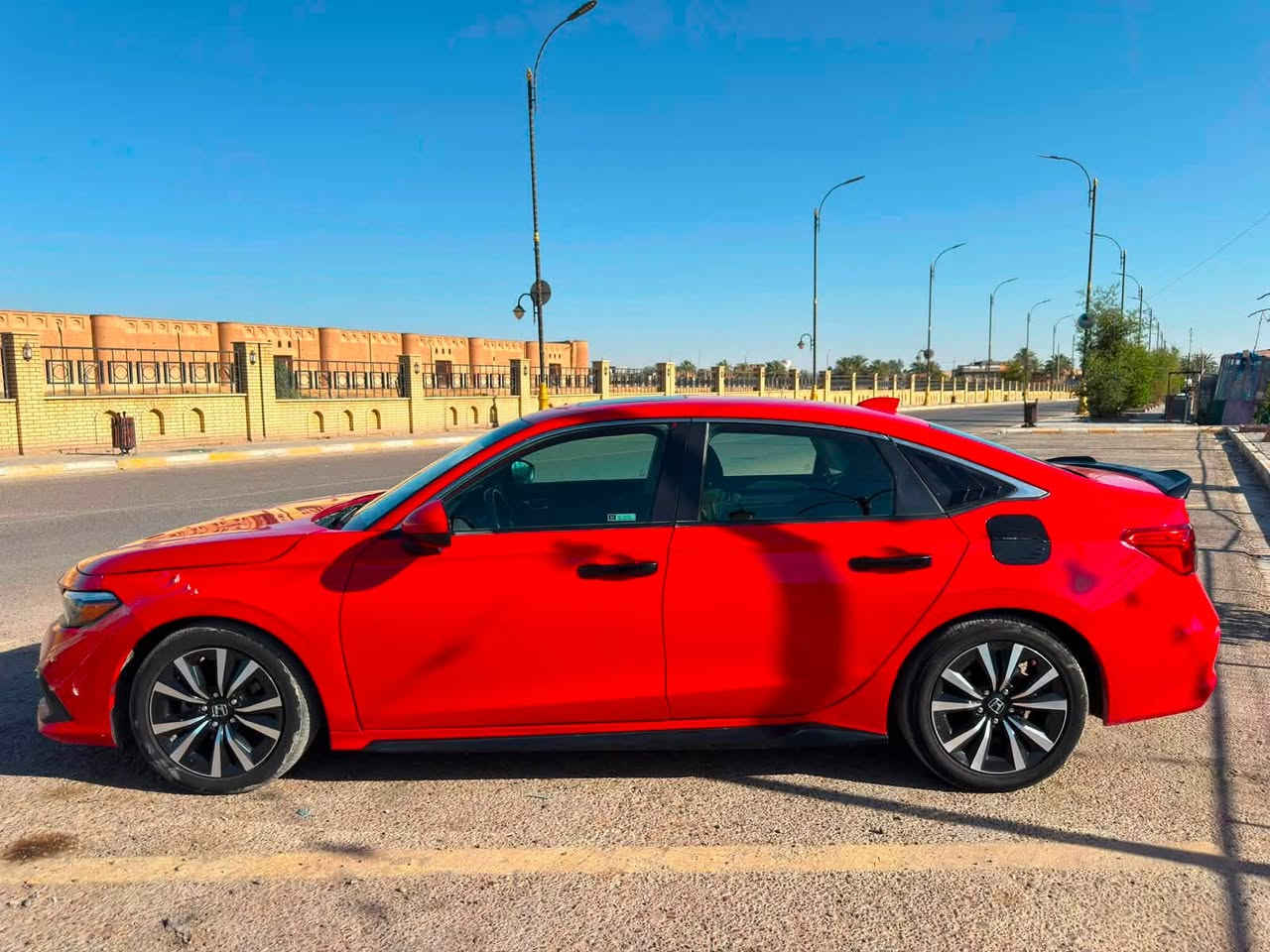 للبيع فقط 
هوندا سيفيك EX 2023 تيربو
• وارد كندا
(Turbo 1.5) الأصلية EX فئة •
• محرك 180 حصان
• قير CVT أوتوماتيك
• ممشى 46 ألف كم
• لون أحمر
• داخلية أسود قماش
• تدفئه مقاعد
• فتحة سقف كهربائية
• بصمة وتشغيل بدون مفتاح
• تشغيل عن بعد
Android Auto و Apple Carplay + شاشة •
• كاميرا خلفية
• رادار ومثبت سرعة ذكي
• نظام المحافظة على المسار
• قيادة شبه ذاتيه
• فرملة طوارئ أوتوماتيكية
LED إضاءة •
• جنوط 17 إنج
• قياس الإطارات 215/50R17
السيارة استعمال شخصي 
. الايرباك مرجع سيستم، 
• رقم بغداد
• السياره بسمي تحويل مباشر 
موقع السيارة / سامراء
السعر (125ورقة) قفلها

استفسار  اكثر (***********) محمد

