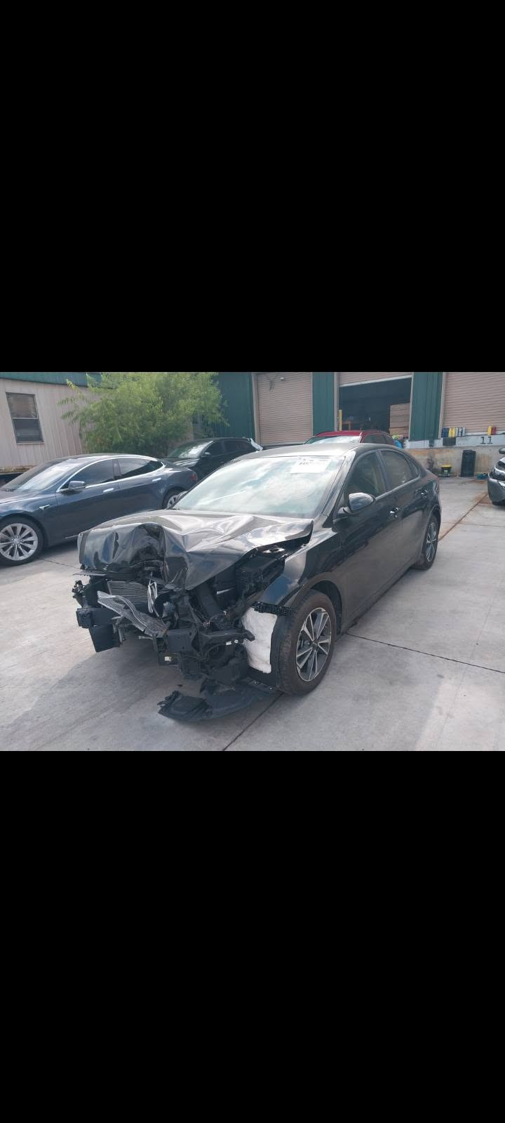 فورتي ٢٤ مواصفات عادية موجودة بالحرة بعدة على حادثة
السعر واصل بغداد كراج اليوسفية ٩٧ ورقة
للاتصال ***********

