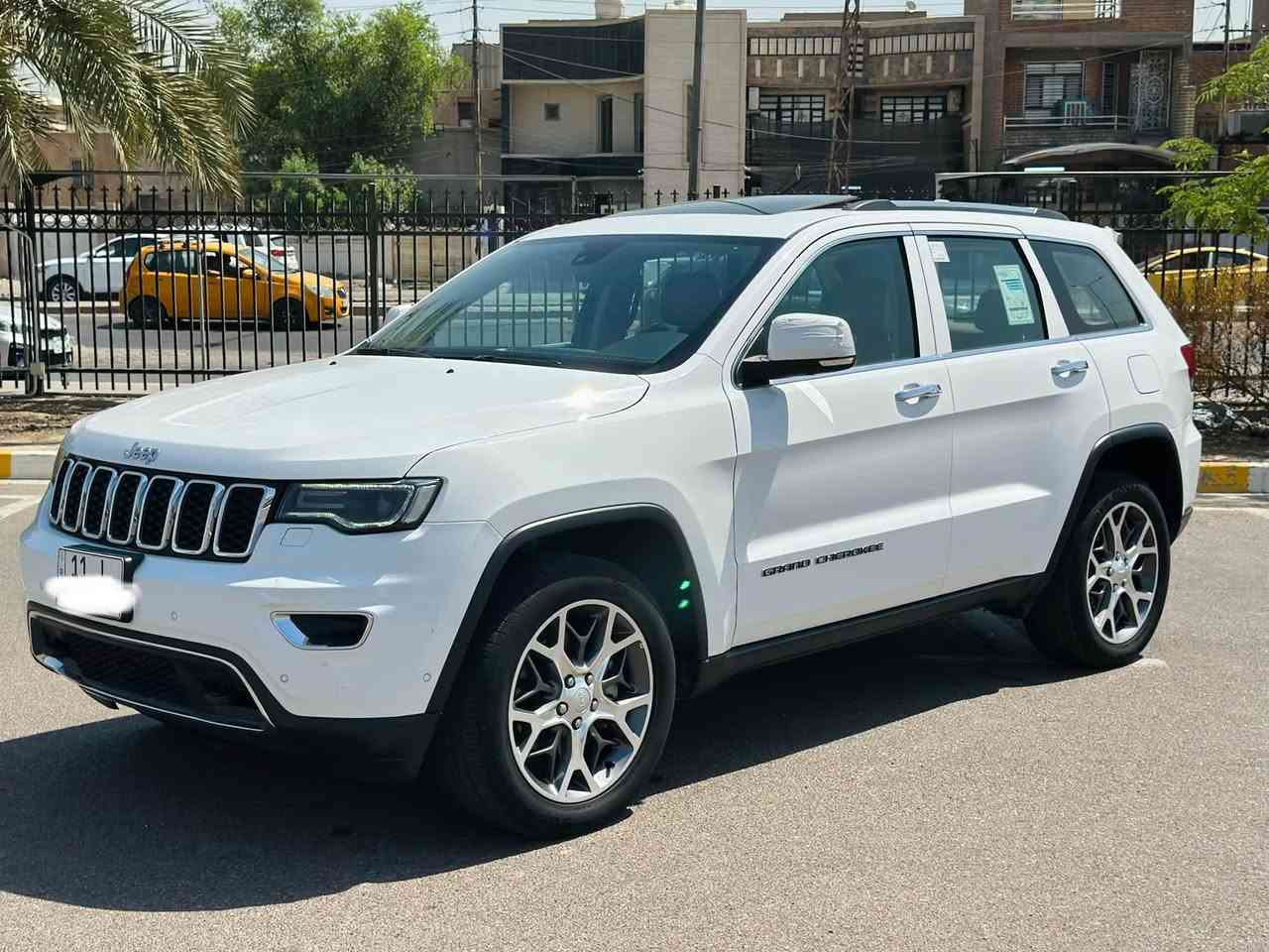 جيب 2021 خليجيه  كفالة عامة ماشية( 37000) كيلو متر

فول مواصفات لمتد. السعر (29500$) دولار مجال بسيط 

فتحه سقف بنوراما

كشنات جلد + كهرباء 

شاشه كبيره + كامره

رادرات جانبيه و خلفيه

تدفئه تبريد كشنات 

ستيرن كهرباء + هيتر

خزن ميموري

صندوق كهرباء 

وباقي المواصفات المعروفه 

ماشيه 37000 كيلو متر  

للاستفسار. ***********
