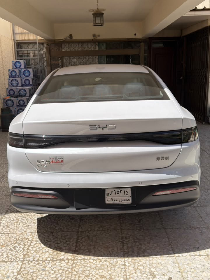 السلام عليكم بي واي دي سيل فايف للبيع
ماشية 160 كيلو زيرو زيرو كفاله عامة سياره 

بدون رقم.   سعر 20.800 مليون 

***********

مكان سيارة. شارع فلسطين
