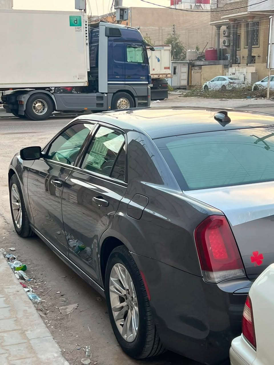 أوباما فول S موصفات فتحه سقف شفتات دمام كفاله من ضربه فقط كلير قطعتين مديل 16 -21 تحويل ثاني يوم 160 بيها مجال قليل  مكان بصره ***********

