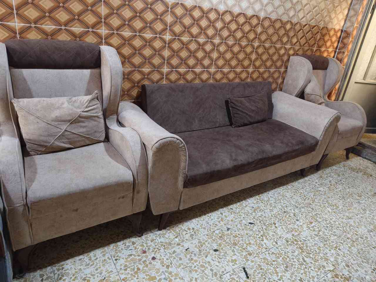 كلهن ب175نص تخم وسنك متر ونص وطباخ كاونتر معوز ترتيب مجمع بيتي الاول مكانهن تواصل مع مندوبه ام ميار ***********مراسله فقط وات ساب
