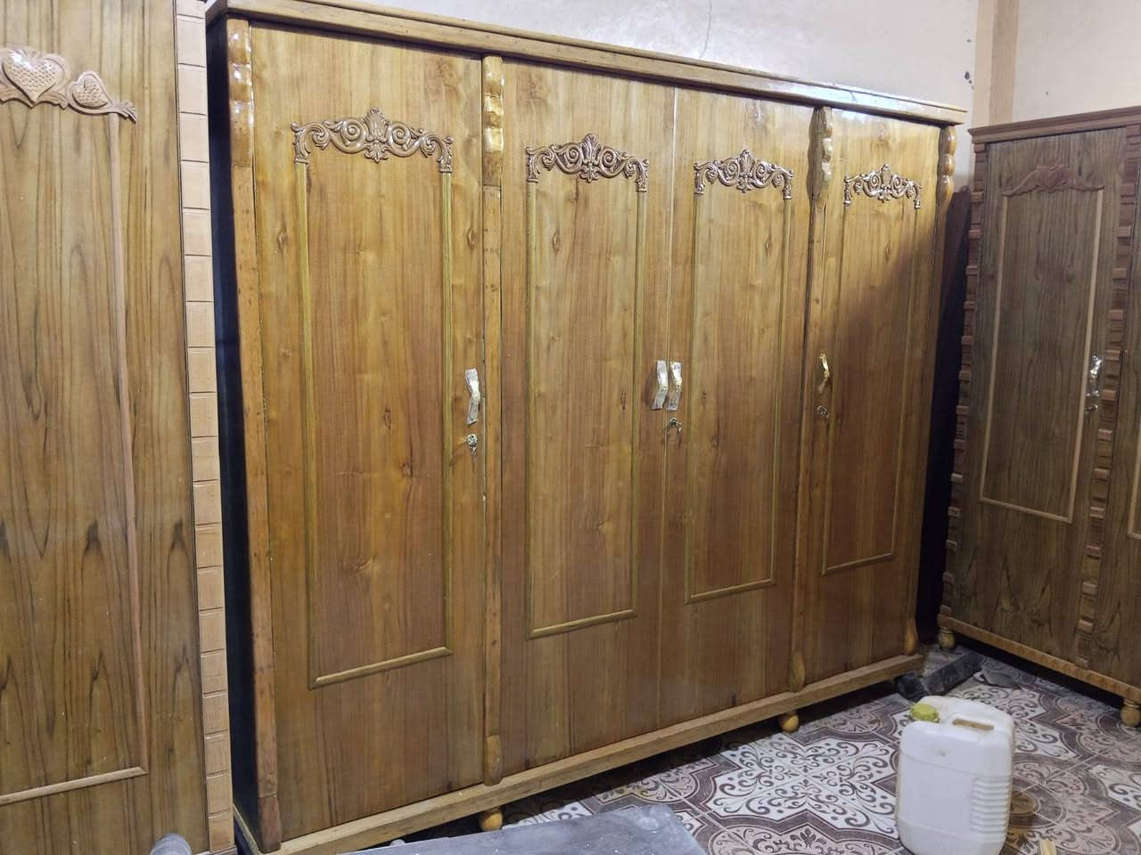 يوجد لدينا جميع الكناتير التفصال وحسب الطلب للتواصل *********** واتساب او اتصل
