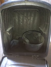 صندوق توصيل • خوذة • نضيفات