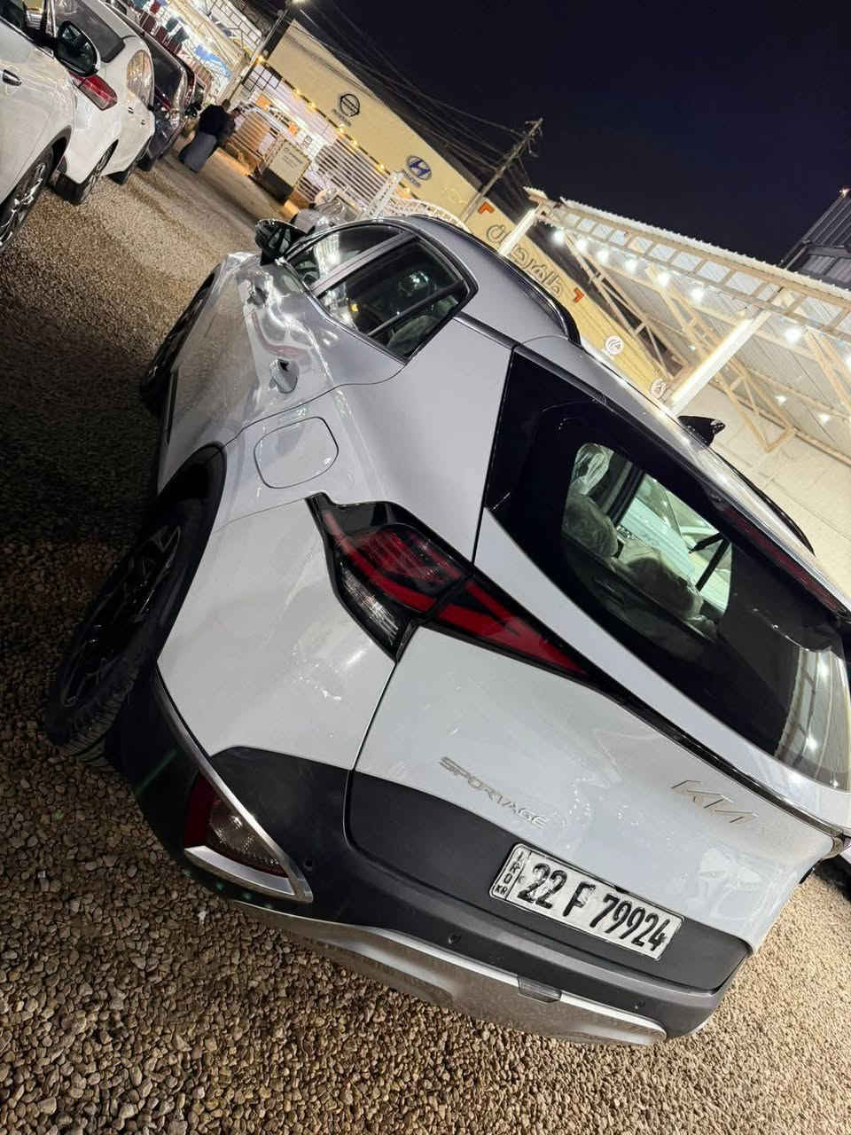 تحيه طيبه السلام عليكم
كيا سبورتج 2022 خليجي

فول مواصفات 

ماشيه 42 ألف 

مكينة 2000 دوش 

بصمه تشغيل 

بصمه ابواب 

شاشه كامره 

تحكم ستيرن 

حساس خلفي أمامي 

مقاعد كهرباء 2 

تدفىه كشنات 

جنطه كهربائي 

مري شفط 

قيادة ذاتي 

ويل 20

بارنوما 

لد خلفي 

لايت عدسه 

شاحن وإير لس 

نقطه عمياء 

فول مواصفات من أخير

رقم اربيل شرط تحويل مباشرة او وكاله 

السعر200 ورقه وبيها مجال 
مكاني النجف الأشرف

أي استفسار :***********

بيه شبر جاملغ ايمن صبغ بدون دواخل
