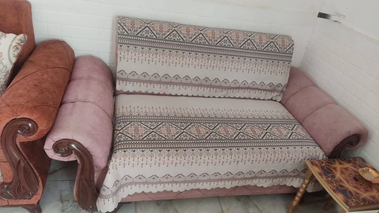 تخم للبيع ٣ قطع للطلب والاستفسار يرجى الاتصال بالرقم *********** ابو حسين ❤️
