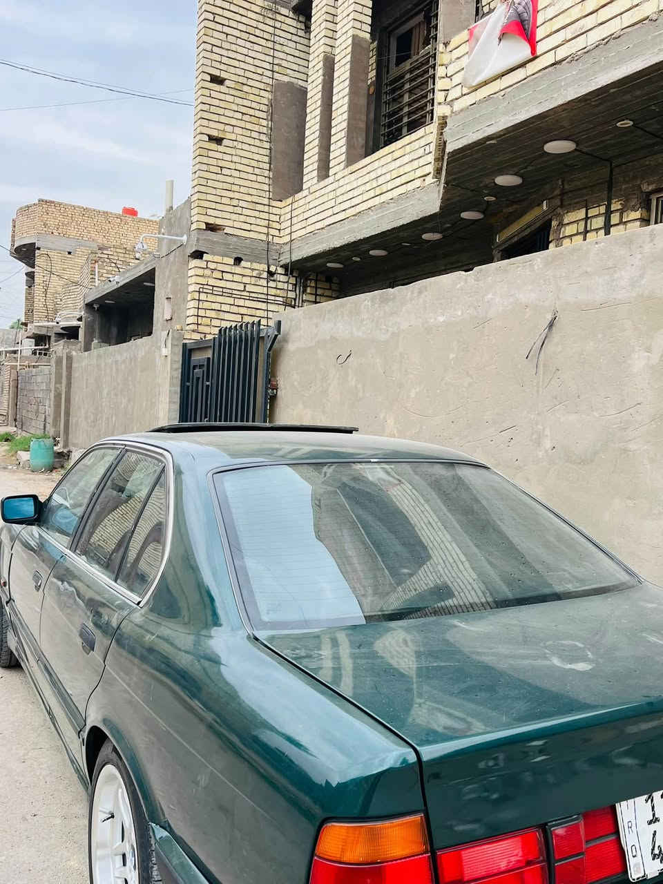 بي ام 525 • بغداد • جلد كهربائي