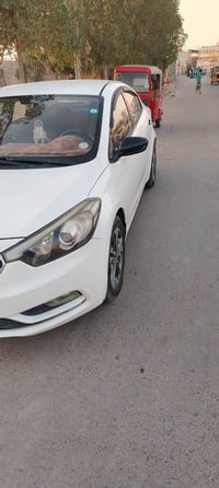 سيراتو وارد خليجي 2014 رقم بغداد سياره بيه صبغ قليل شخط مصبوغ موجود سو...