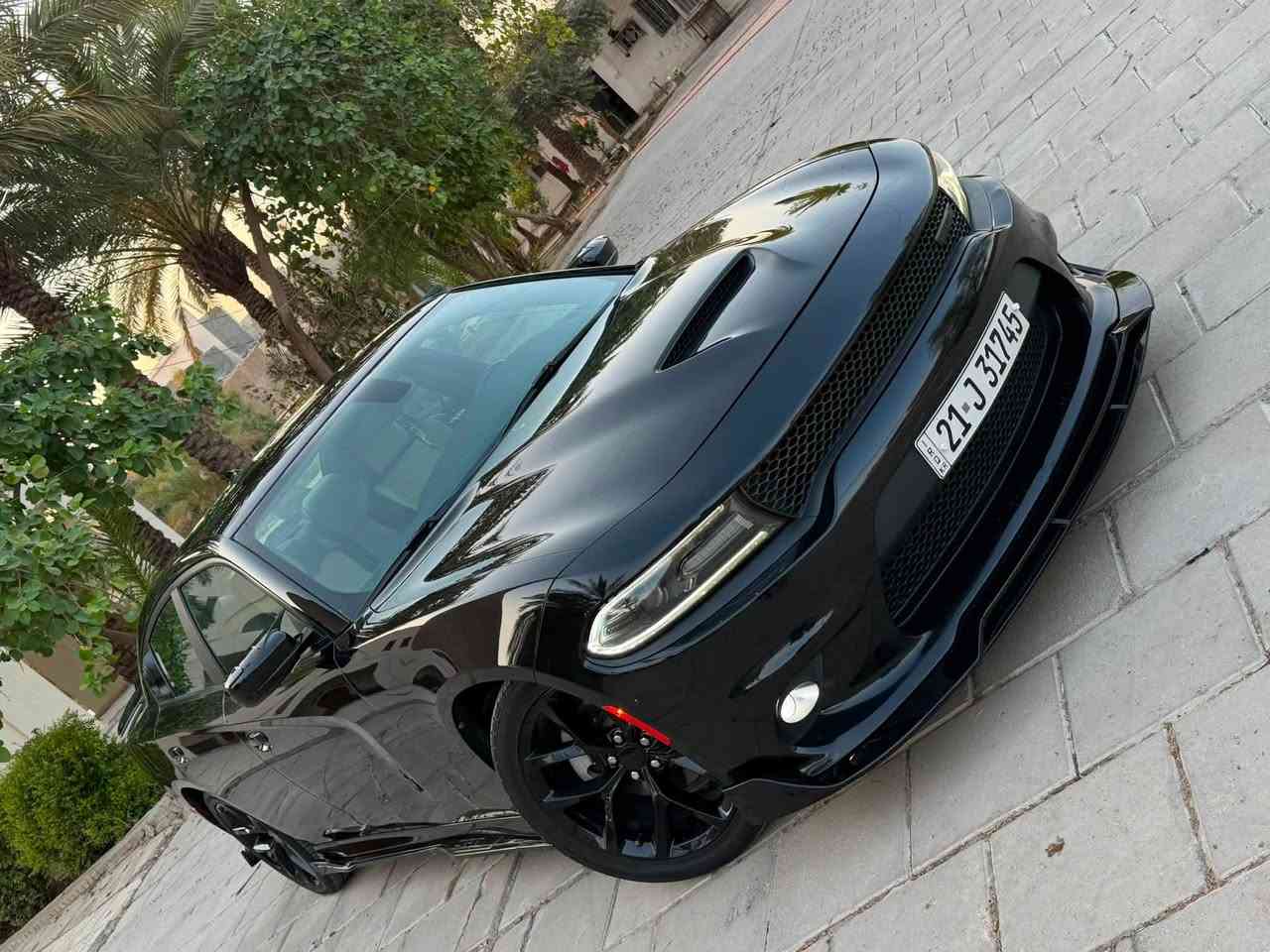 السلام عليكم
للبيع فقط دودج جارجر ٢٠٢١ 

السيارة Gt اصل سوبر تراك 
بجم كبس دعاميات بدون صبغ
حادثهه بابتين جهة السايق وشويه بالجاملغ الخلفي
السيارة جديدة جداً جداً تصليحهه درجة اولى
رقم سليمانية بأسمي تحويل مباشر 
مكينه گير صدر تبريد كلشي مكفول
لارصعات لابارد لاحالوب

مواصفات السيارة معروفه 
بصمة وشاشه وكشن جلد حضن
حساسات 
مواصفات الجيتي العادية 

سيارة اي نقص مابيهه ابد ابد
ضايفلهه اني دفيوزر ابو النشرة
ودوسات srt ولحية ٣ قطع srt 
سكوبات جام وداخل كاربون
وتغليف مرايات سوبر مان
يعني مرتبهه لاخر حباية

السيارة باسمي ومكاني بغداد 
سعرهه ١٩٦ وبيهه مجال
***********
