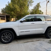 جيب jeep الموديل :2018    رقم بغداد بأسمي  عدد مسافات : 125m————————- ...