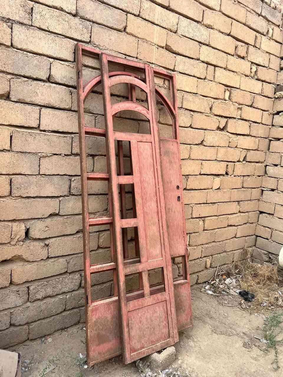 شبابيك ٣ • باب كبير • شلع