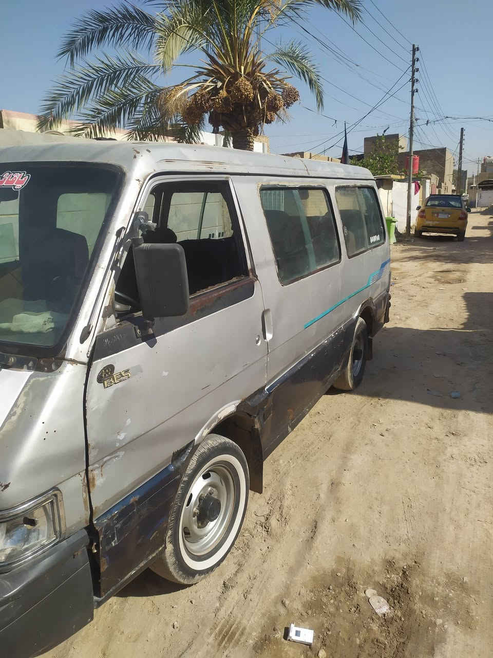 السلام عليكم عندي كيه بستا موديل 93السياره بلاديه محرك وكير وكسل جدد بابل حي العسكري رقم الماني ماندل راعيه ابيع كوم حديد السعر 22الرقم ***********
