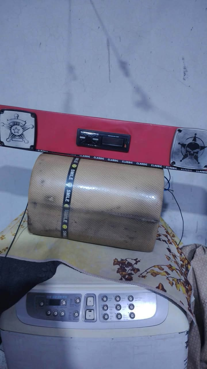 سيبايه علي لحداد للبيع نضيفه 
ومسجل ودمام للبيع استفسار اتصل ***********
