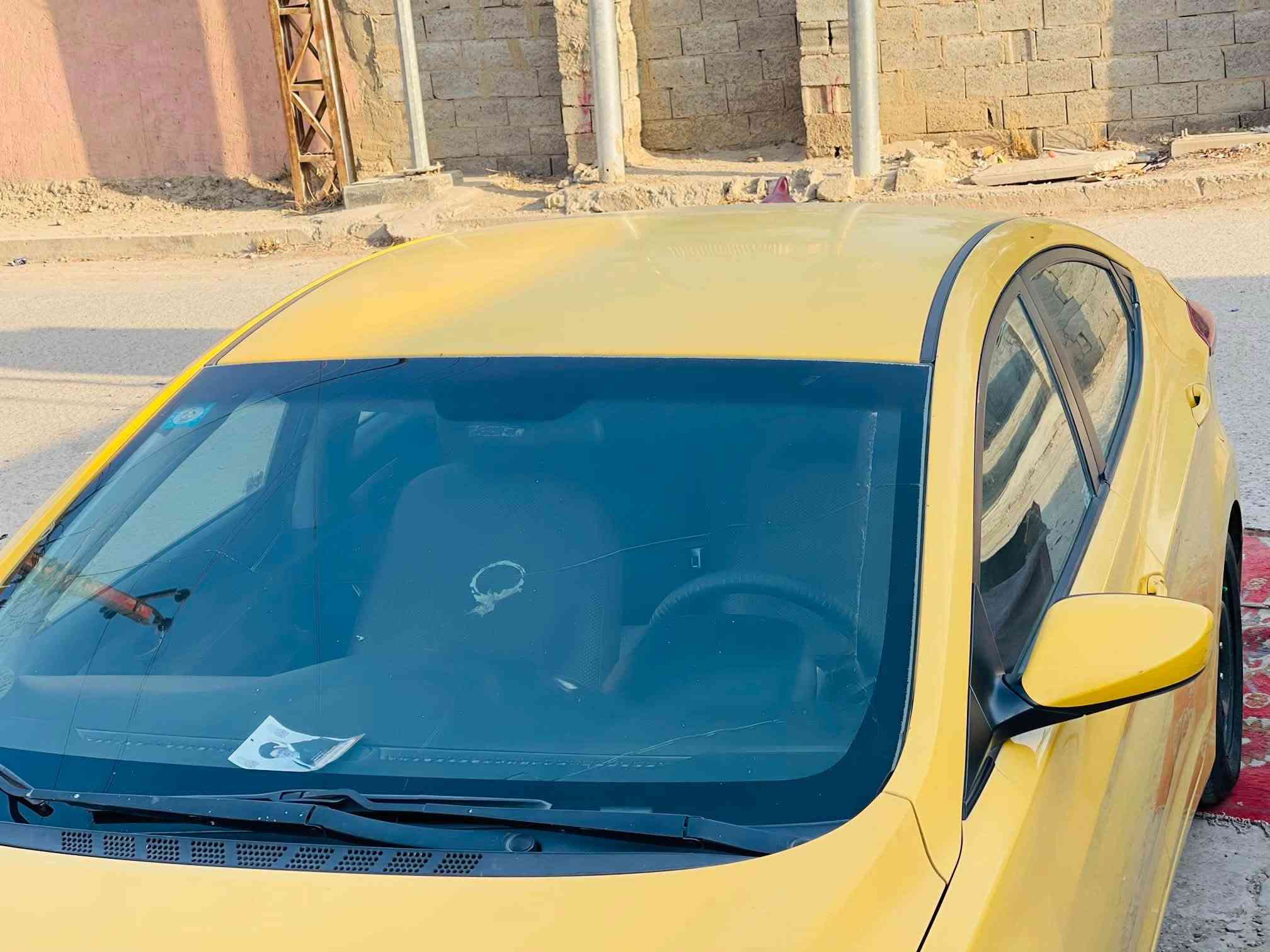 سلام عليكم النترا ١٥ورد امريكي بسمي الحادث موضح بل صورةاو داخل العراق البابالخلفي اليمن  جاهزة الخير من تخم تاير جديد باتري جديد منضومت غاز بعدهي آب ضمانهة صالي شهرين من شادهة كير أو مكينة مكفولات حدادية جديدةالسعر ٩٠ بيهة مجال كلش بسيط رجان الحد يكس بحلال العالم الشراي يتصل***********
