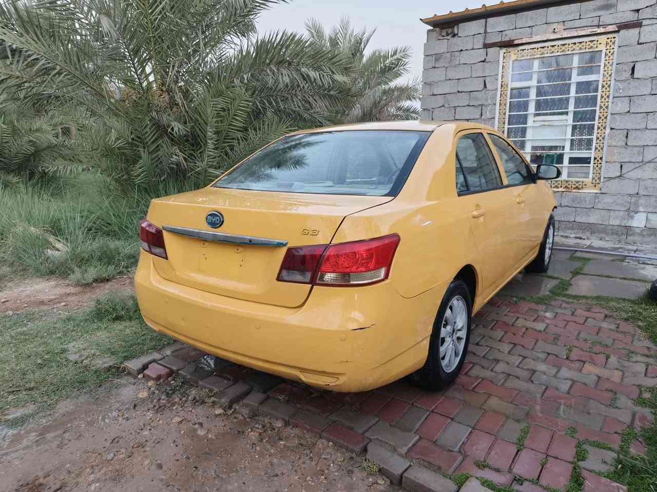 السلام عليكم بي وإيدي 2013بصمه  رقم بابل   فقط طخه بل بجم قليله  والباقي ابلادي مكينه وكير خير من الله عوزها فقط مشط استيرن صدر نظيف عوزها ترتيب دعاميه. موجوده بيه كسر قليل عليها غرامات ٩٥٠ . ابيع هيج هل موجود راعيها ايريد تحويل سنويه ساقطه مكاني صويره سعر ٢٠مجال قليل ***********.
