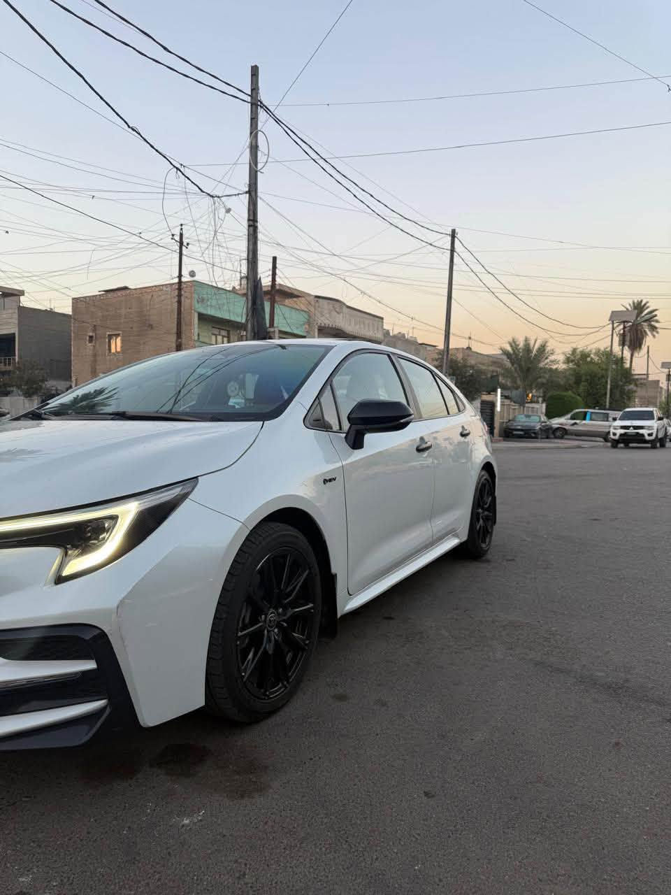 🫡السلام عليكم للبيع 
🚗تيوتا كورلا 
موديل 2025
🚶ماشيه 43 الف 
محرك 1800 هايبر 
🚙سياره كفاله عامه ماعده بارد باب السايق شي قليل فقط لا غير 
🔥مواصفات السياره  اعلى الفئه S🔥
🔥بصمه 
🔥فتحه 
🔥مقاعد جل
🔥تشغيل بصمة + دخول ذكي
🔥تحكم كامل من الستيرن
🔥شاشة أندرويد 
🔥سبايدر خلفي بلادي
🔥دشبول ديجيتال
🔥تبريد قطعتين (أمامي وخلفي)
🔥كاميرا خلفية
🔥منافذ USB أمامي وخلفي 
🔥مثبت سرعة + 3 أنظمة قياد
🔥هاند بريك بصمة + نظام EVE Mode
🔥وباقي المواصفات المعروفه بالS
💵💵السعر 158 ورقه وبيها مجال 
📍المكان -بغداد -الشالجيه 
الاتصال ☎️هـ ‭***********‬
