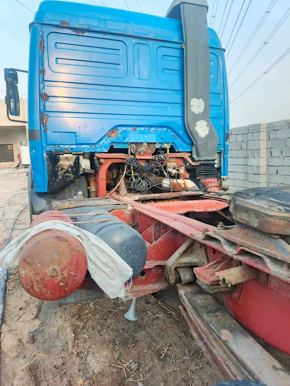 سلام عليكم سياره للبيع البي موديل 86 اصل مكينه 35جديده كير جديد 160 شاصيه مكفول كفاله عامه مربوطه سايلو رقم ذي قار وراعيه بابصره يريد تحويل العنوان بصره  استفسار ***********انا مكلف بنشر
