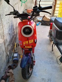 ال ار 9 • ال ار 8 • بطاريات