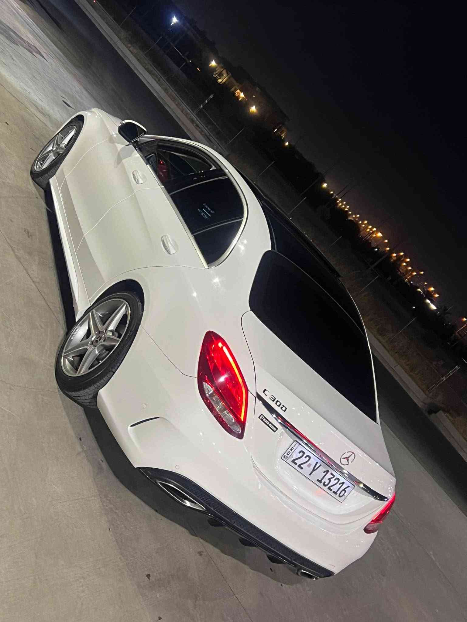 ماسلس ٢٠١٧
سيارةكة AMG
سيارةكة فولة بةس دةبل ماوس نية 
سيارةكة يةك جي كارتي هةية 
كلين داخيل بوة 
بي ژؤري بي ارباك 
گير مةكينة هةموي بةشةرت 
سياركة زؤر جوانة 
*********** أربيل, العراق
