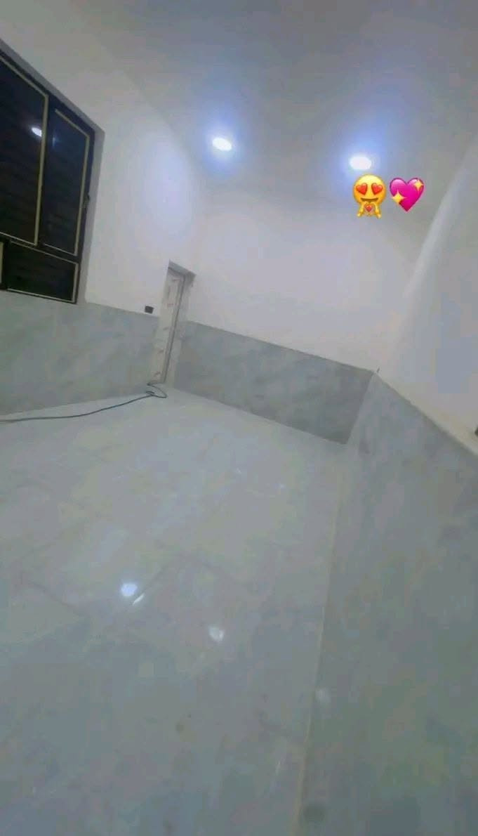 بيت للبيع طابق واحد 
بناء جديد بمنطقه جديده 
مساحه ١١٠ متر واجه ٧ متر 
بمنطقه ال١٢٠ بصف حسينيه أم البنين 
سعر ١٢٠ مليون 
***********
