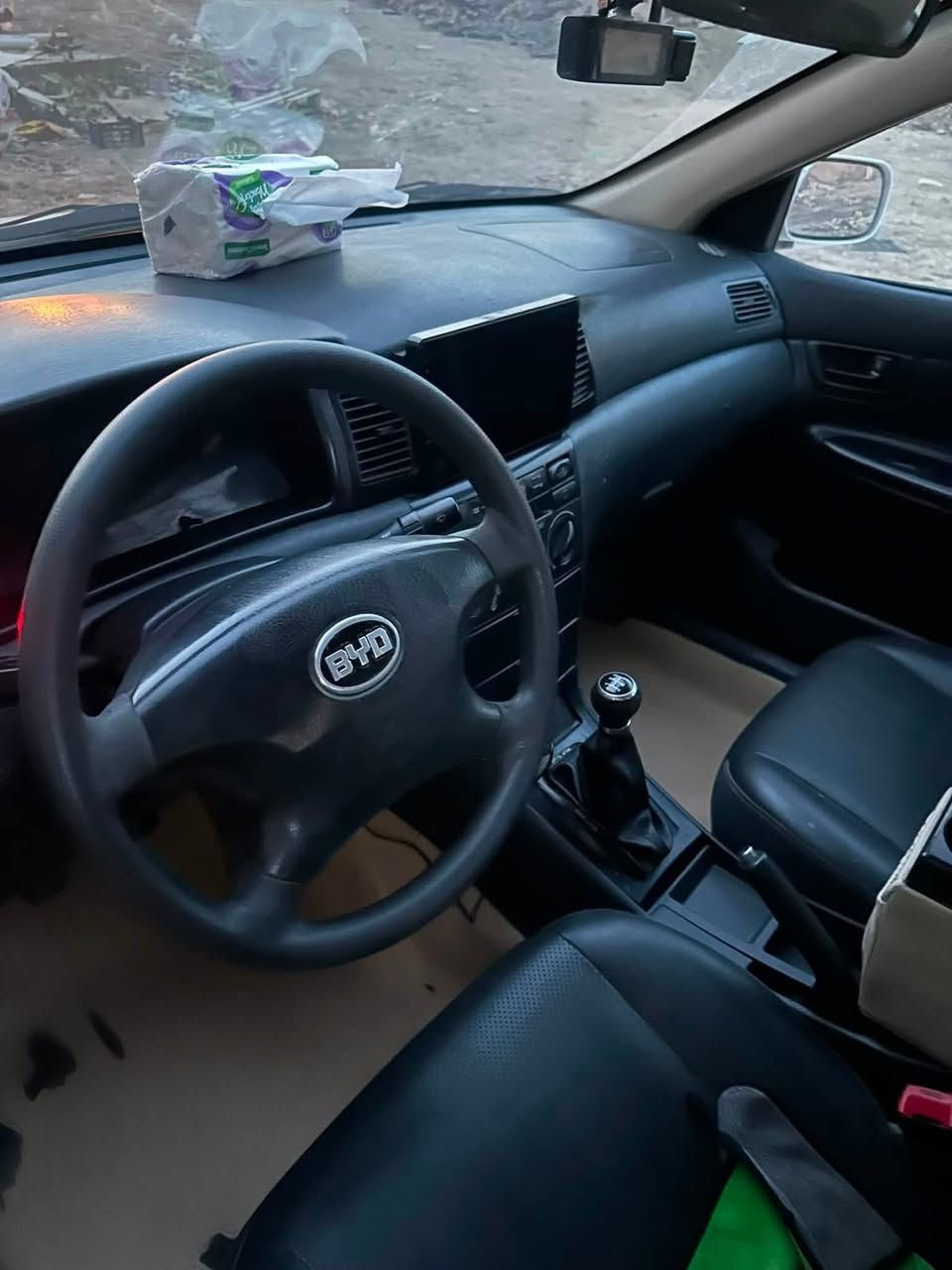 السلام عليكم بي وايدي للبيع موديل 2020 رقم بابل سياره جاهزه مناقصها شي مكينه كير حداديه تبريد كله جديد بيها صبغ جاملغ امامي بجه ليمنه  وبيها صبغ دوسه بس رش مكانه حله  سعر 72  وبيها مجال حك جيه. اتصال ***********
