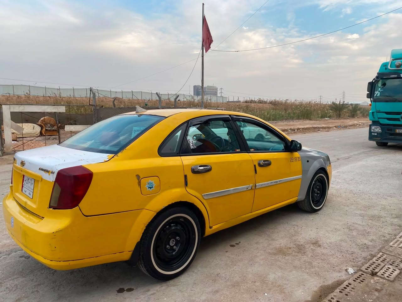 مستعجل على بيعتها 

اوبترا ٢٠١١ سيارة نقصها حدادية مكينة كير تبريد خير من الله سيارة بيها جاملغ خلفي وباب مبدلة خلفي جهة سكن وهذا جاملغ الرصاصي طخه خفيفه وبدلته للبيع مستعجل على بيعتها ٤٥ ورقه قفل عنوان بغداد *********** ترهم قصط
