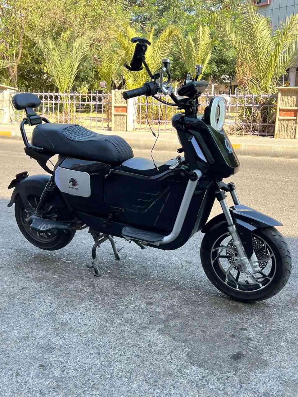 دراجه شحن للبيع
مواصفات الدراجة الملف 2000 السرعة بدون سائق 85 كيلو أو 84 كيلو مع السائق 72 كيلو 73 كيلو إذا كان الوزن تحت الـ 75 الدراجة سعرها بطاريه الدراجه اسيد وتمشيك مسافه  60 كيلو علا سرعه 35 كيلو .. 600,000 قفل الدراجة ماشية  1850 كيلو متر يعني تعتبر الدراجة مو قديمة كلش والدراجة أستخدمها استخدام شخصي 
الشراي يتصل ع رقم او واتساب (‭***********‬)
مامتواجد ع فيس
