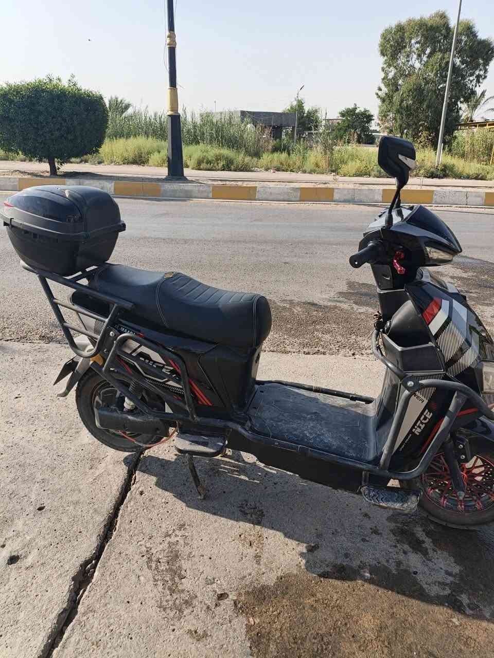 وسلام عليكم موطور شحن سگنس 2025بطاريات نص عمر والباقي زين سعر 600وبي مجال التواصل خاص او على هاذا الرقم***********
