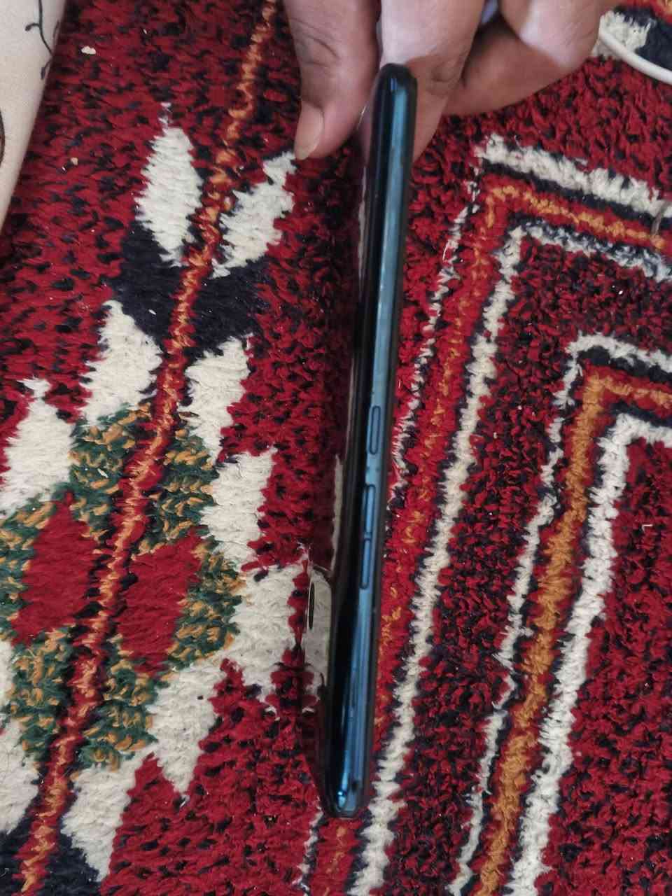 صباح الخير عندي جهاز اريد ابيعه  السعر 144بي مجال بسيط 125 قفل العنوان كوت فلا حيه ***********
الذاكره 64
