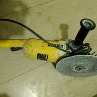 ديوالت • ٢٢٠٠ واط • صناعة هندية