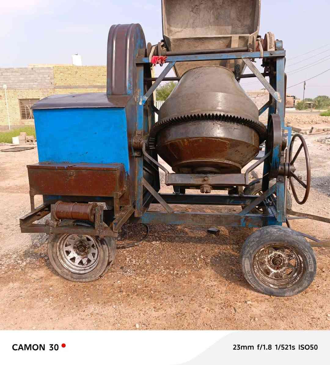 السلام عليكم
خباطه لبيع نضيفه 
ميسان العماره 
***********
